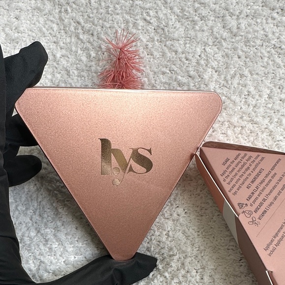 LYS BEAUTY Higher Standard Satin Matte Cream Blush - Kindness - Picture 4 of 6